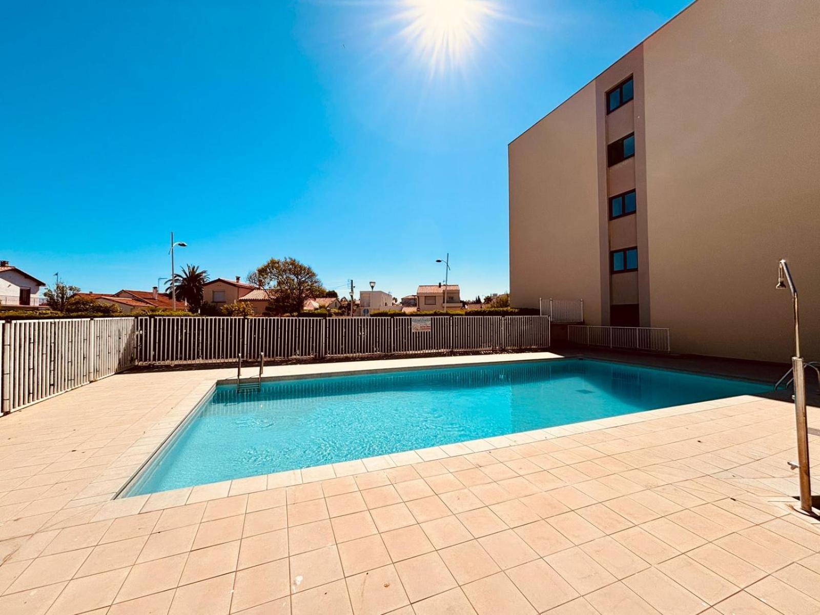 Studio Moderne Avec Parking Et Piscine- 313 Кане Экстерьер фото