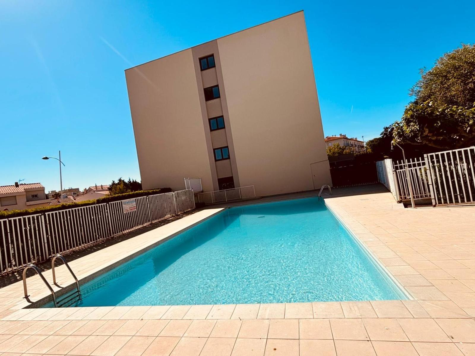 Studio Moderne Avec Parking Et Piscine- 313 Кане Экстерьер фото