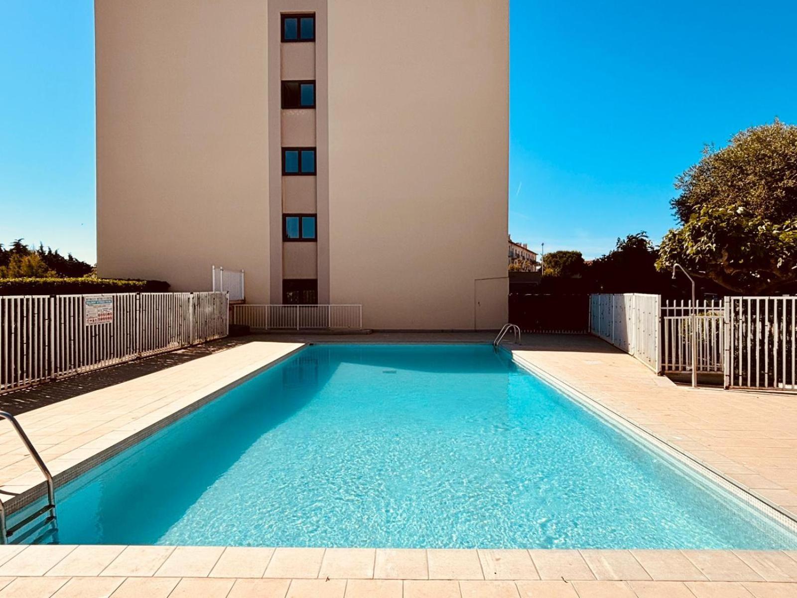 Studio Moderne Avec Parking Et Piscine- 313 Кане Экстерьер фото